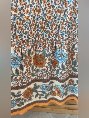 Floral Maxi dress lg in Blue and Brown